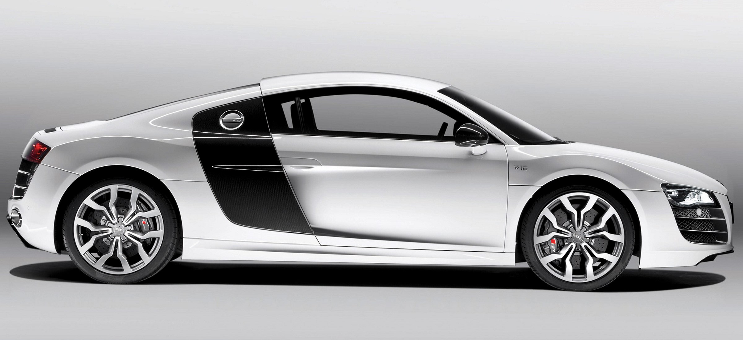 Audi R8 cena