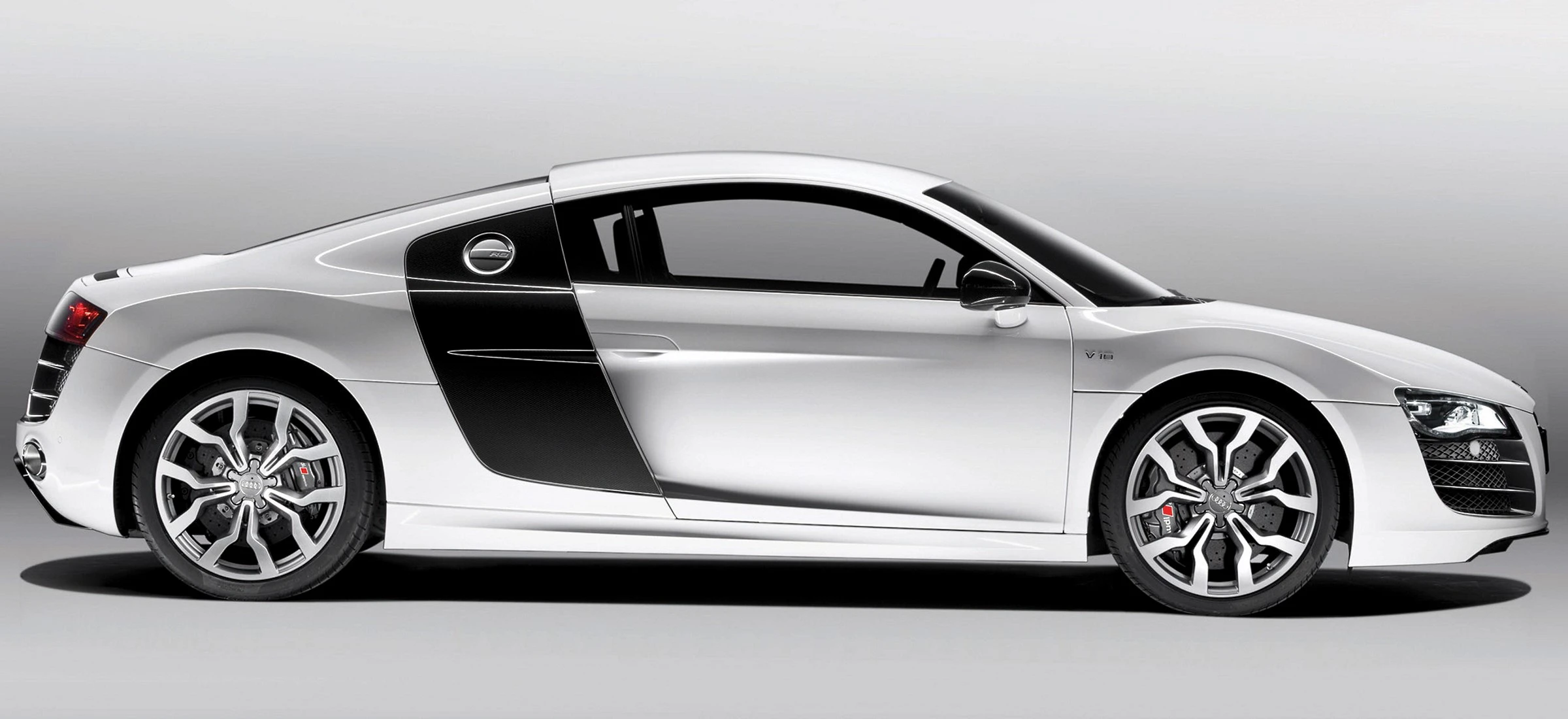 Audi R8 cena