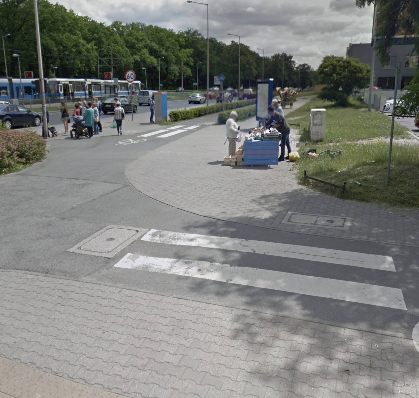 Przejście dla pieszych na drodze rowerowej 