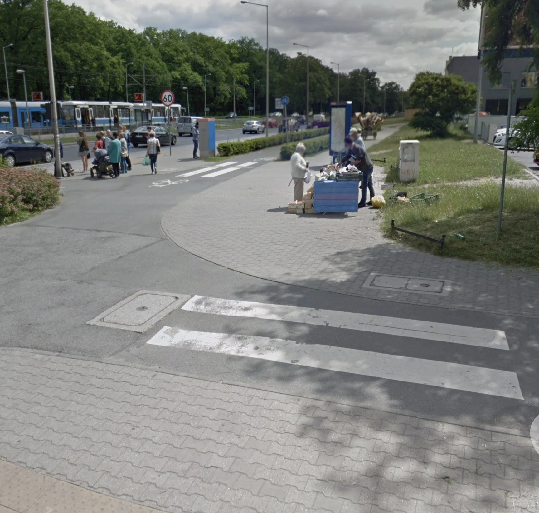 Przejście dla pieszych na drodze rowerowej 