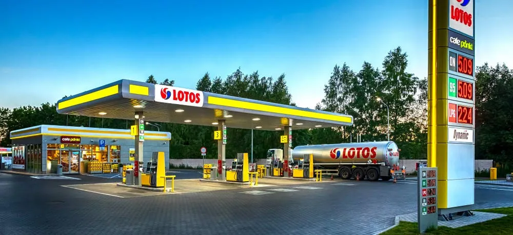 lotos rabat na paliwo