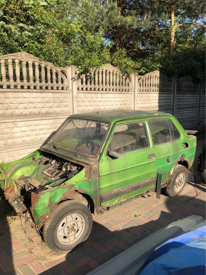 maluch sedan