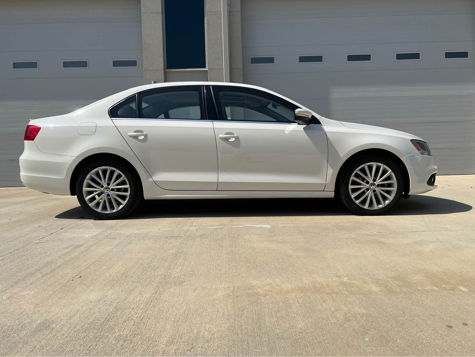 opancerzony volkswagen jetta 