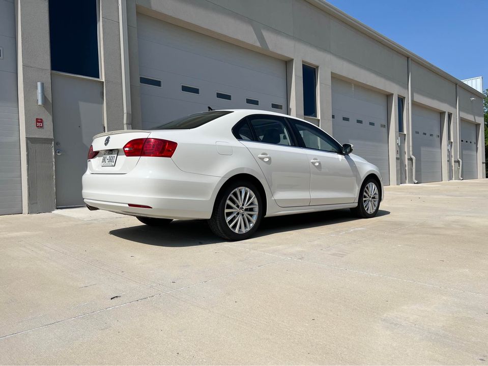 opancerzony volkswagen jetta 