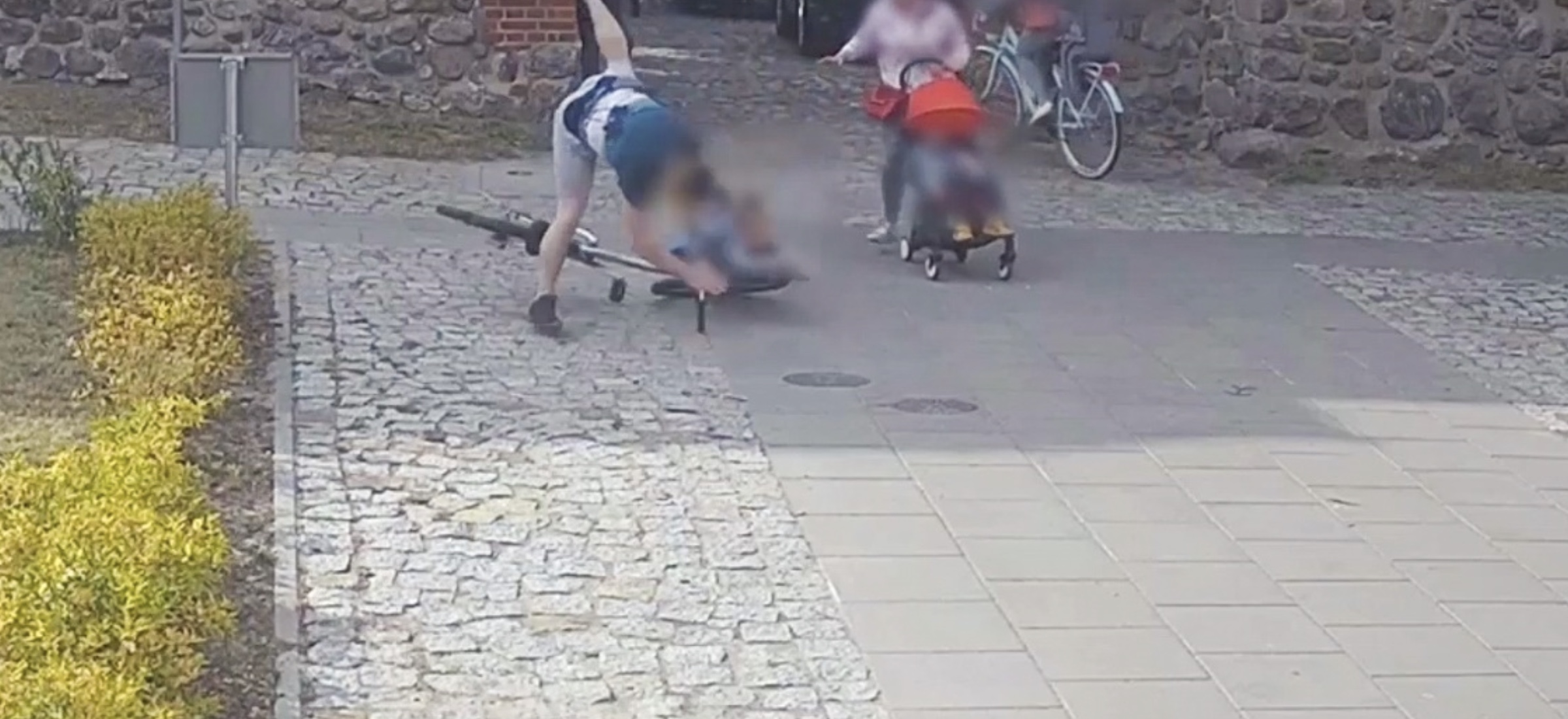 potrącenie dziecka rowerem