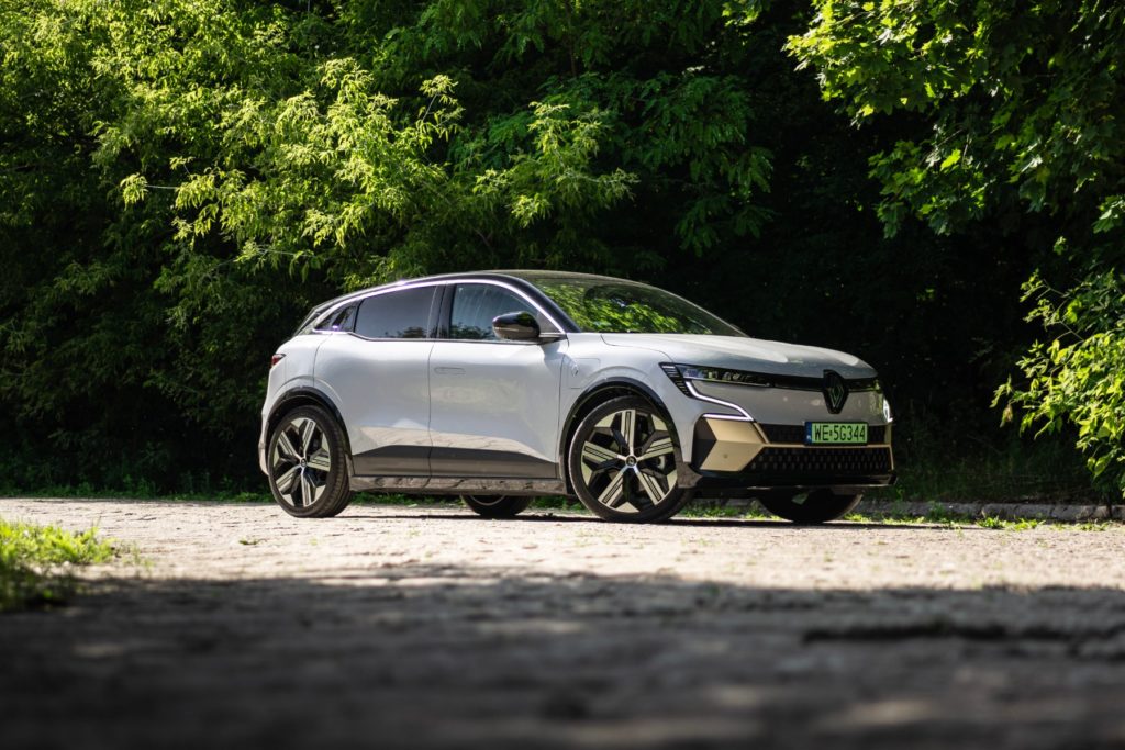 renault megane e-tech samochody elektryczne ceny 2022