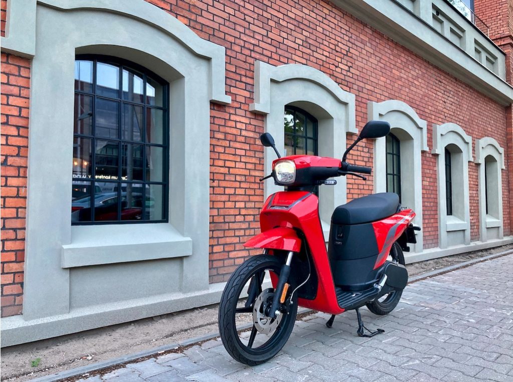 skuter Askoll 