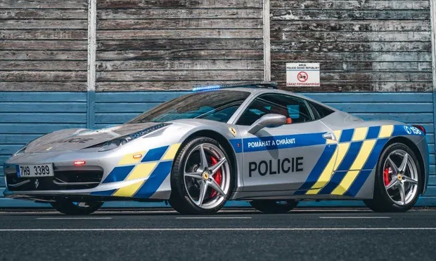 ferrari 458 policja czechy
