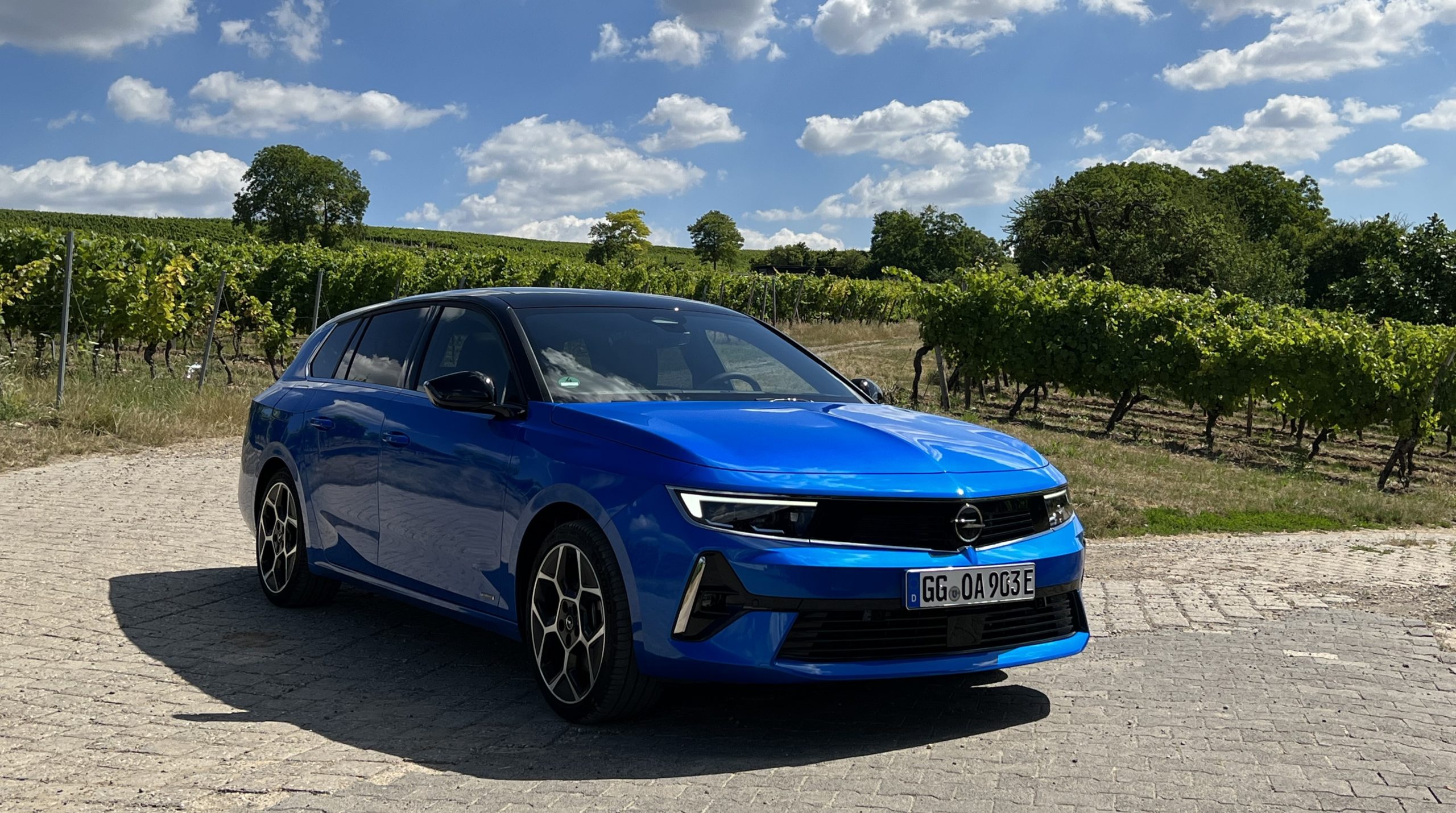 nowy opel astra kombi 