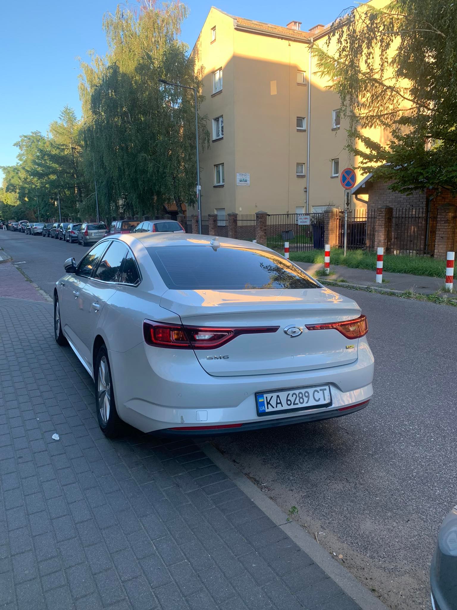 W Polsce są coraz ciekawsze samochody z Ukrainy. Oto Samsung na LPG