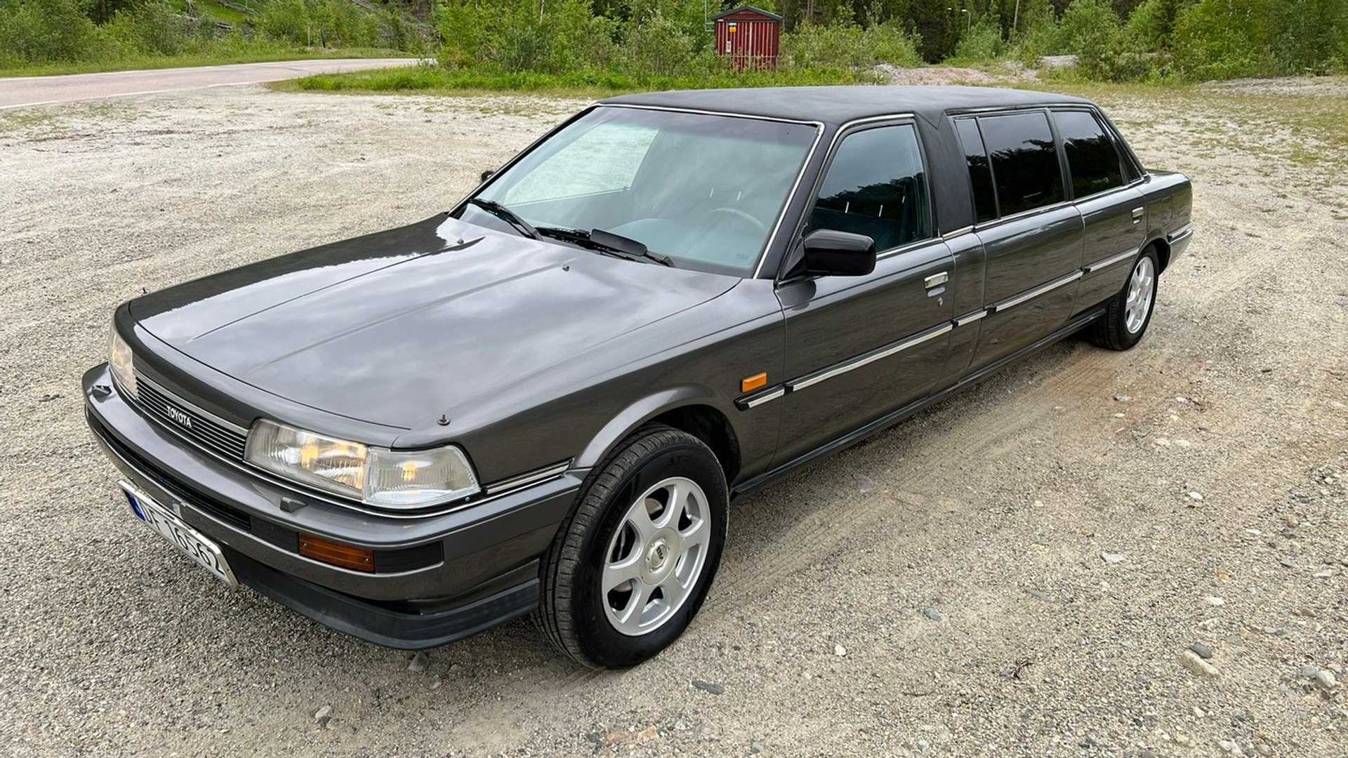 toyota camry limuzyna