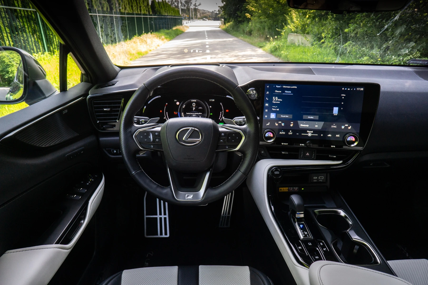 nowy lexus nx