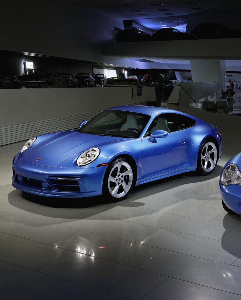 Porsche 911 GTS Sally Special