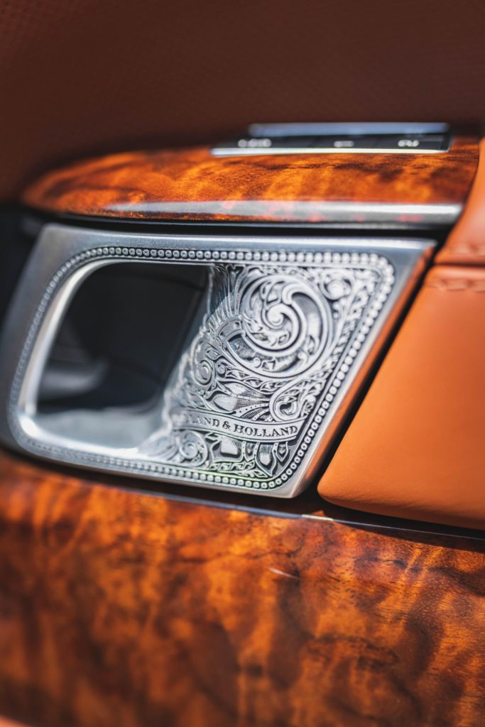 Range Rover SV Autobiography Holland &amp; Holland 