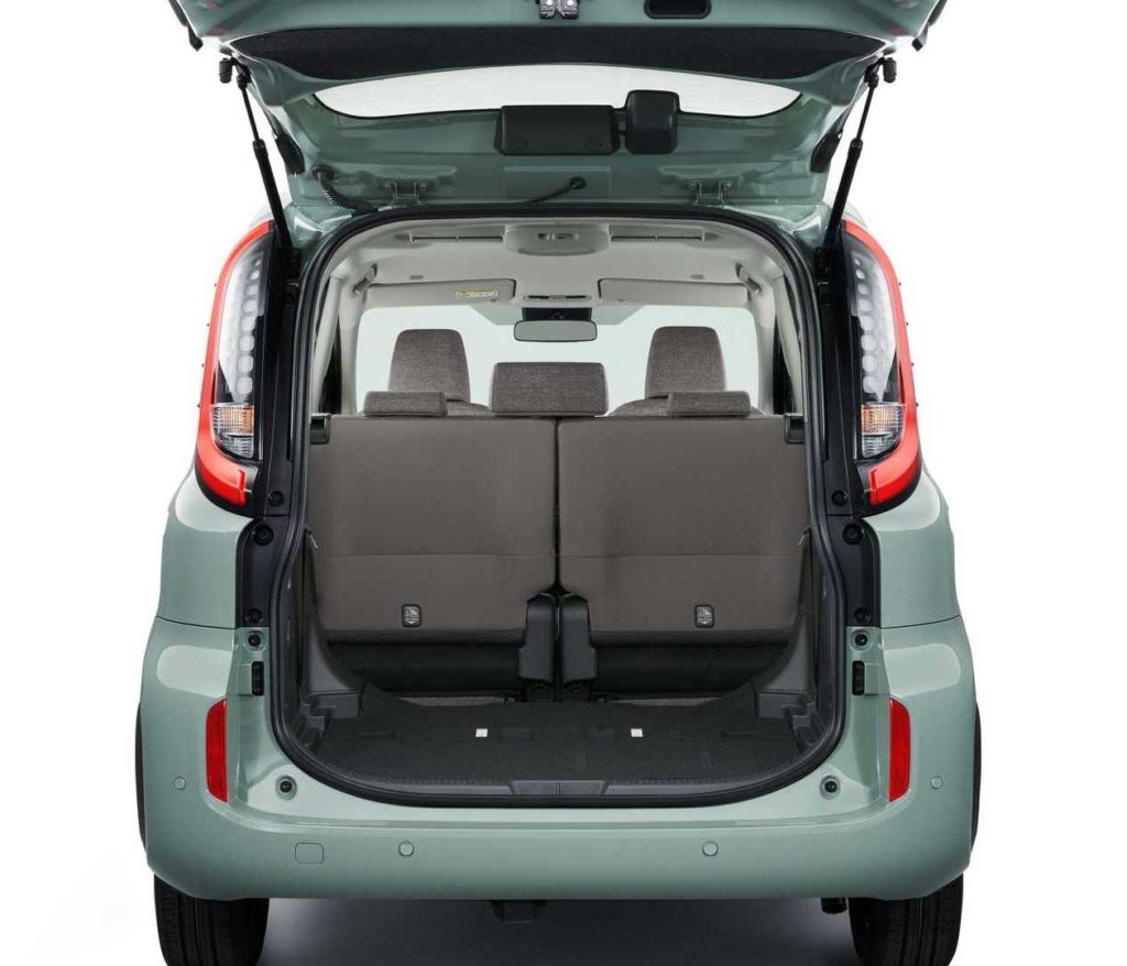 toyota sentia