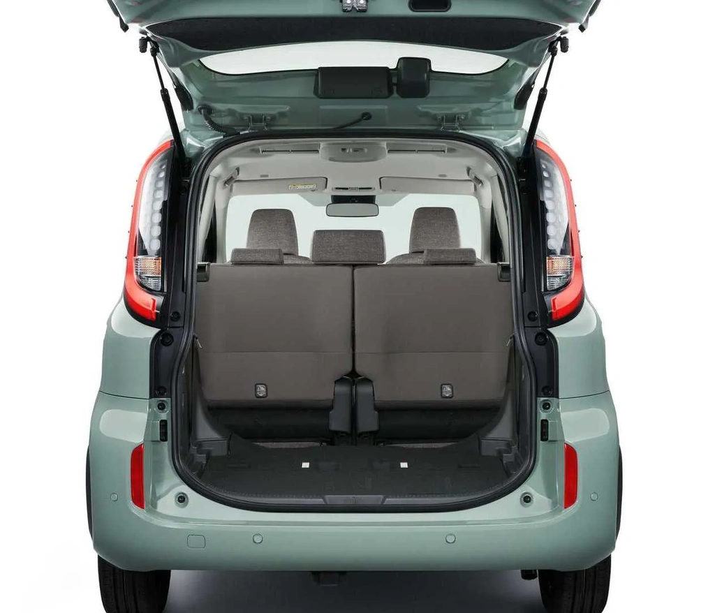 toyota sentia