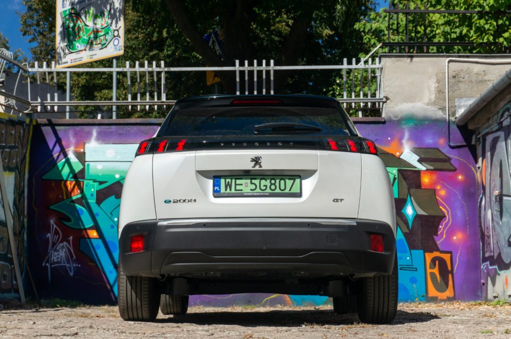 Peugeot e-2008 