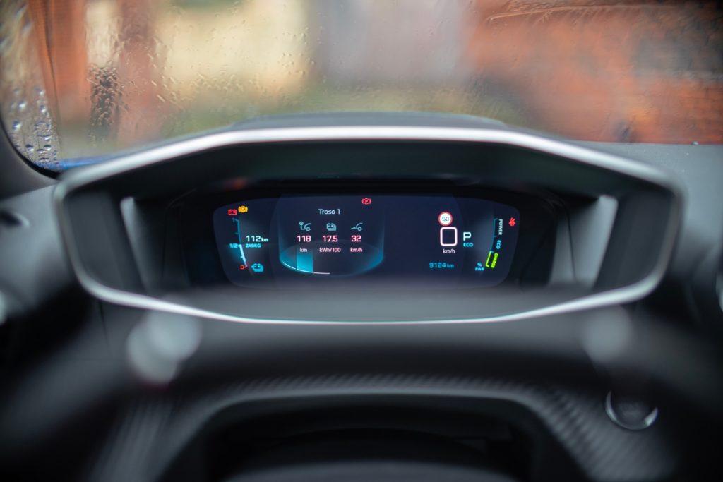 Peugeot e-2008 