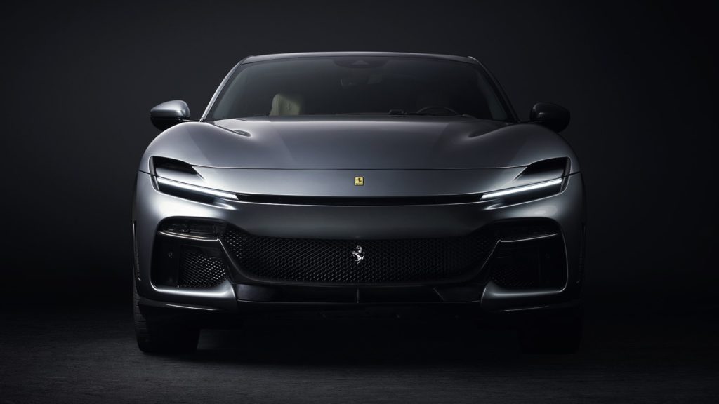 Ferrari Purosangue napęd 