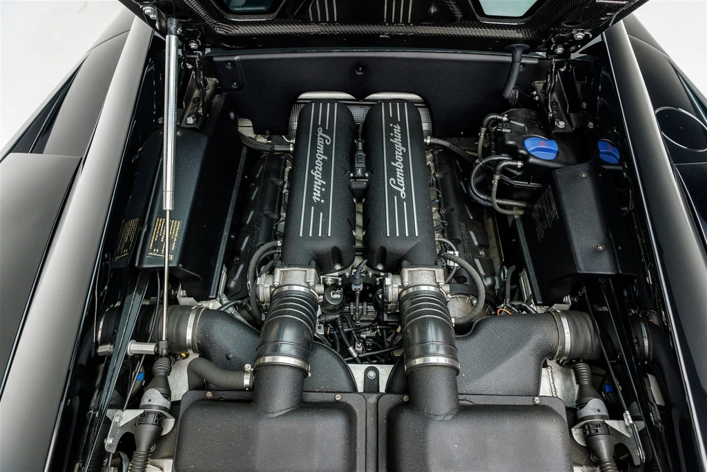 Lamborghini V10