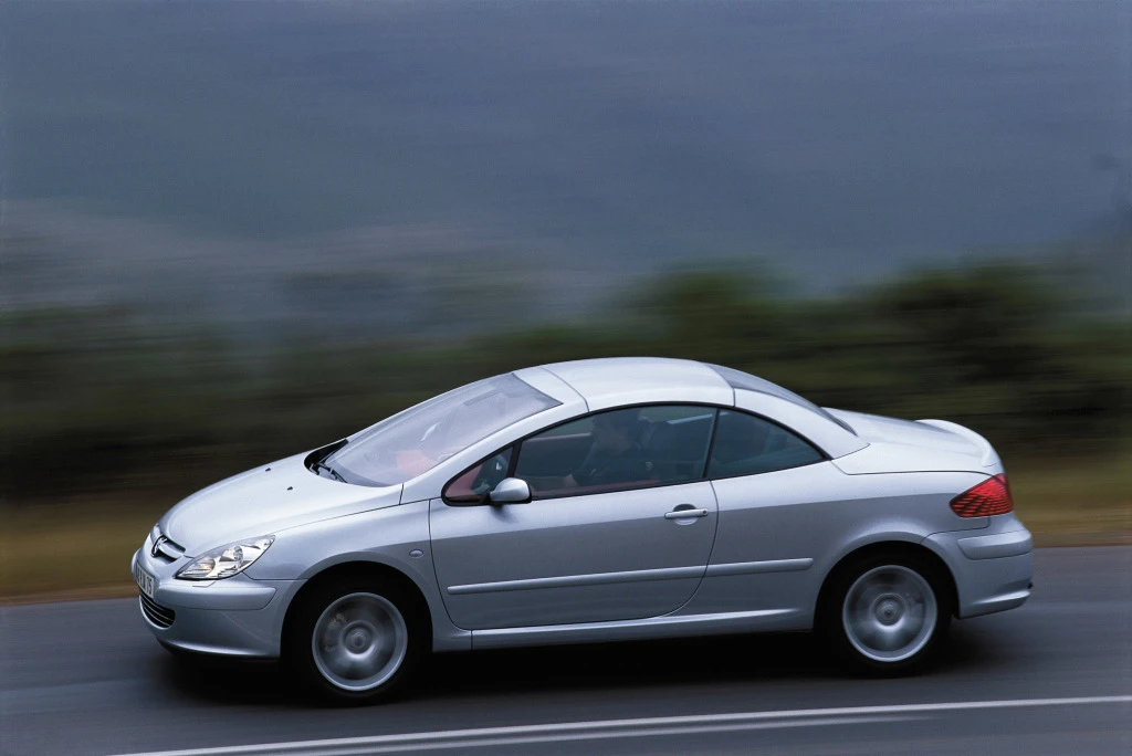 Peugeot 307 cc na wojnie