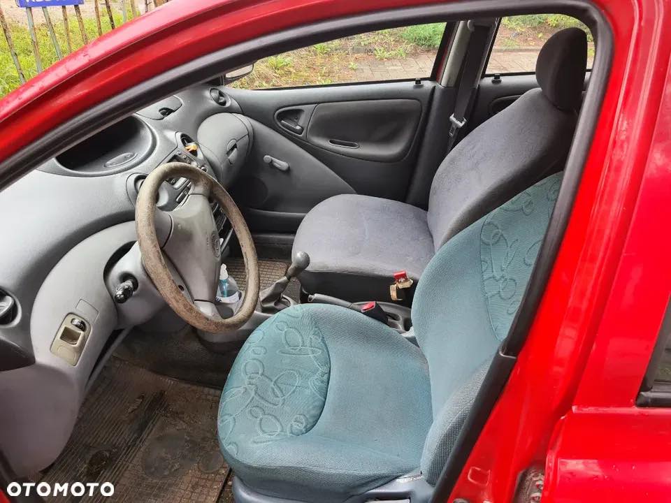 toyota yaris 