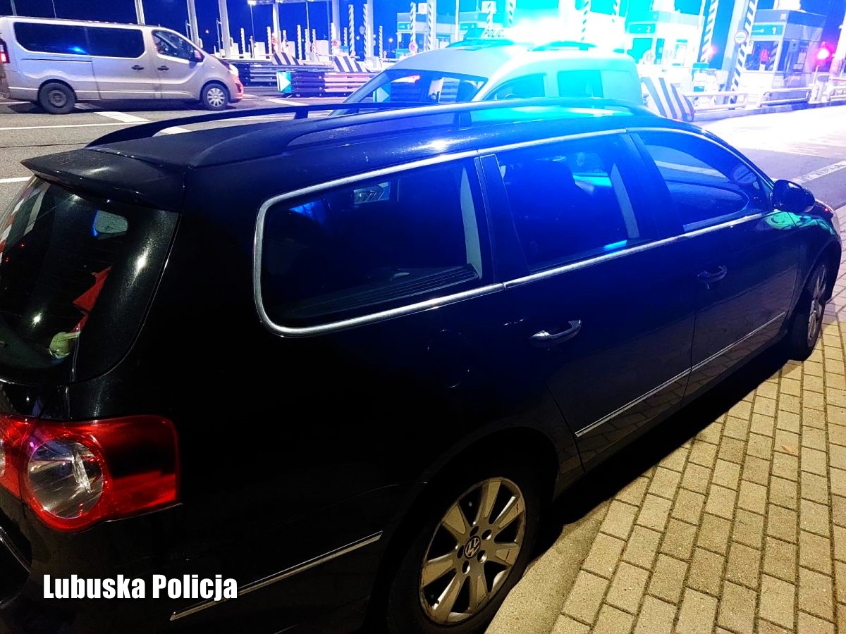 Miał śmiertelną dawkę alkoholu we krwi. Nie był w stanie chodzić, ale pojechał