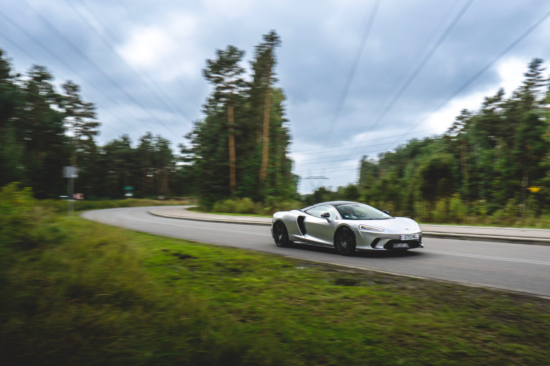 mclaren gt 