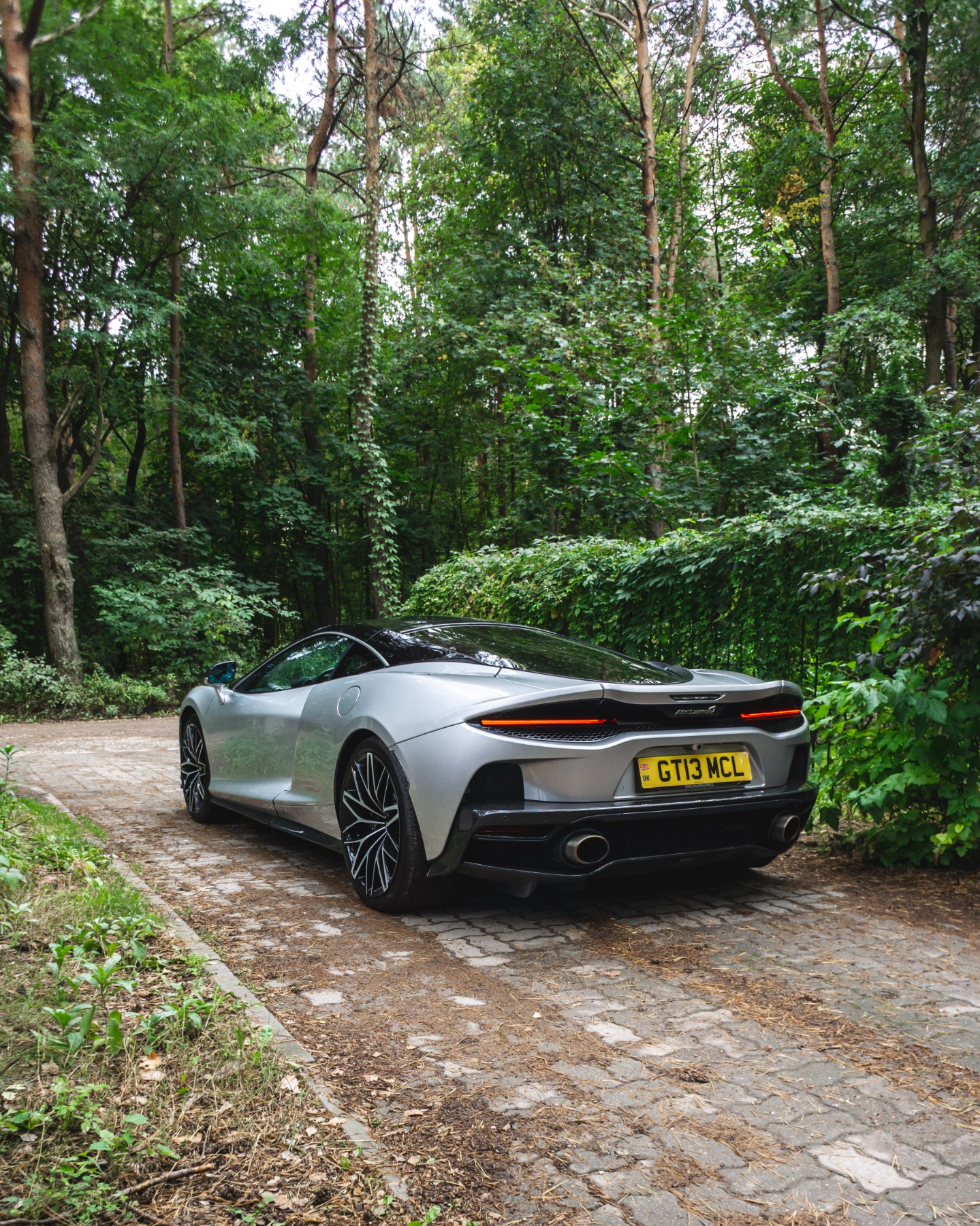 mclaren gt 