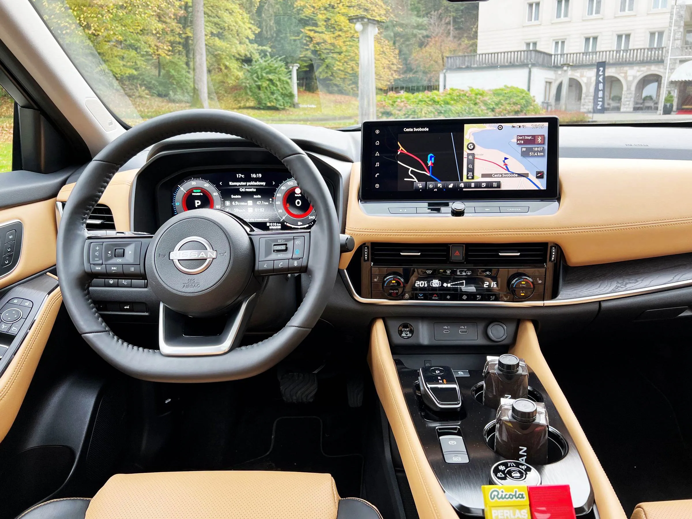 nissan x-trail 