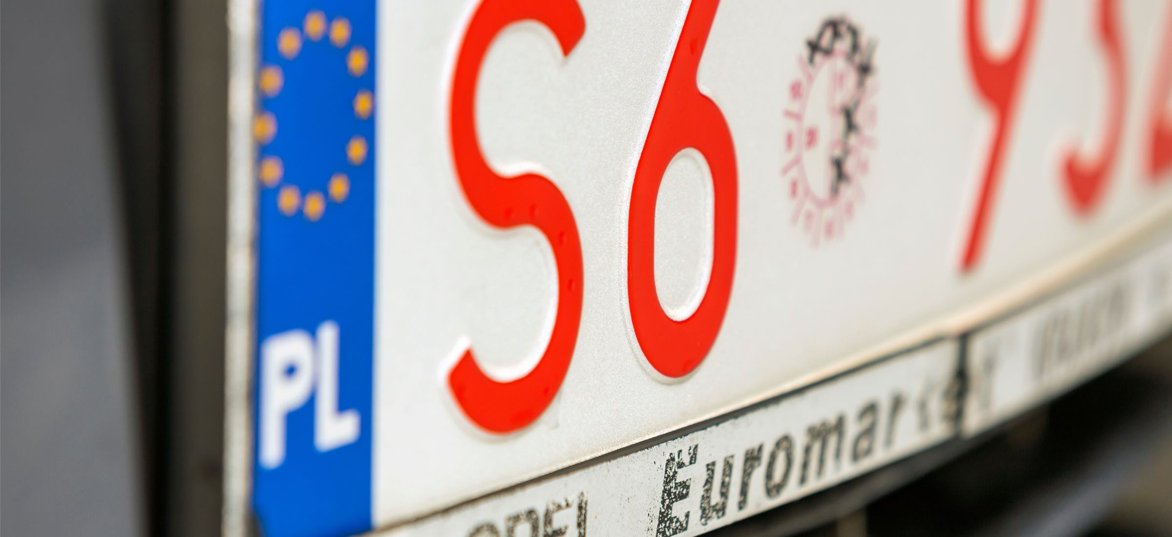 Polskie tablice hitem we Włoszech. Oszczędności idą w tysiące euro