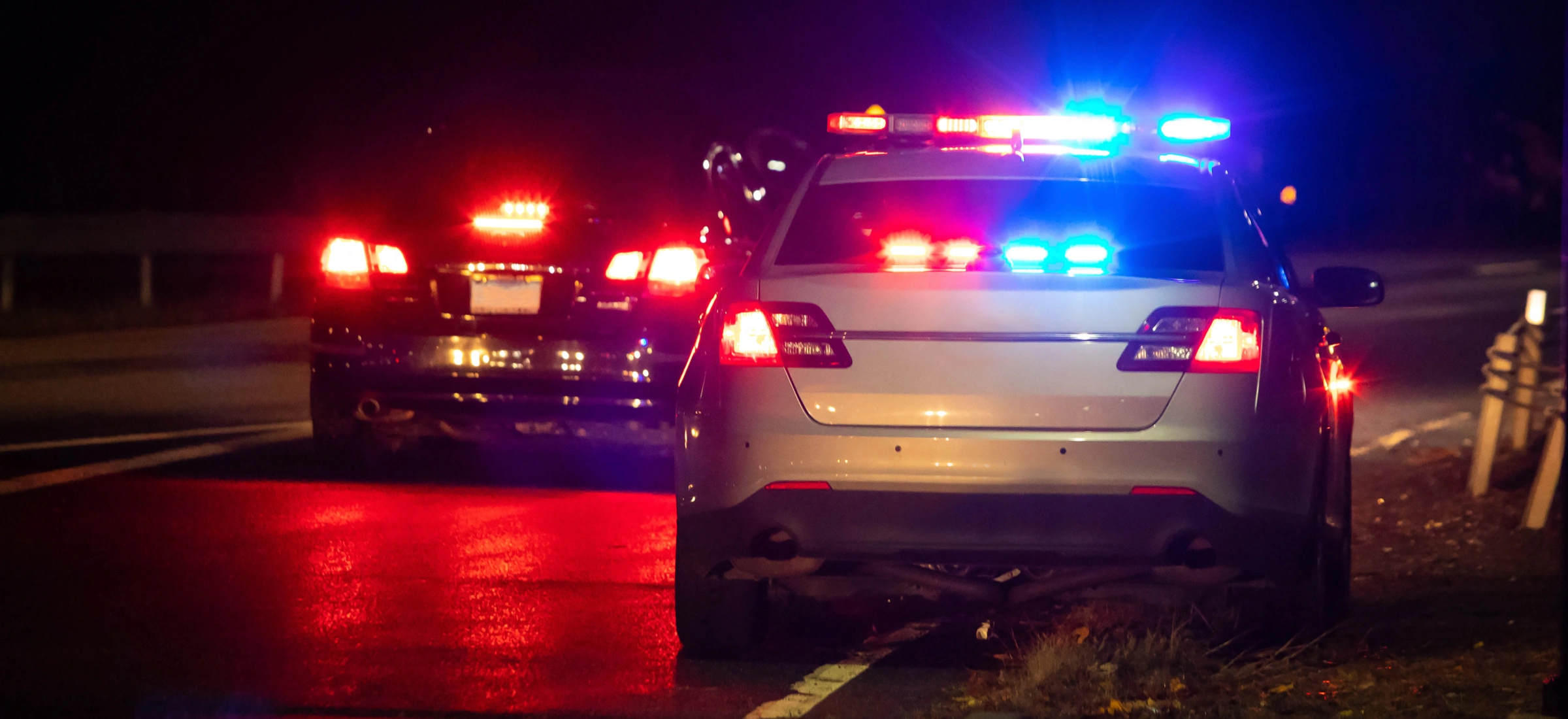 Horror w znanej wypożyczalni samochodów. Tysiące klientów ściganych przez policję
