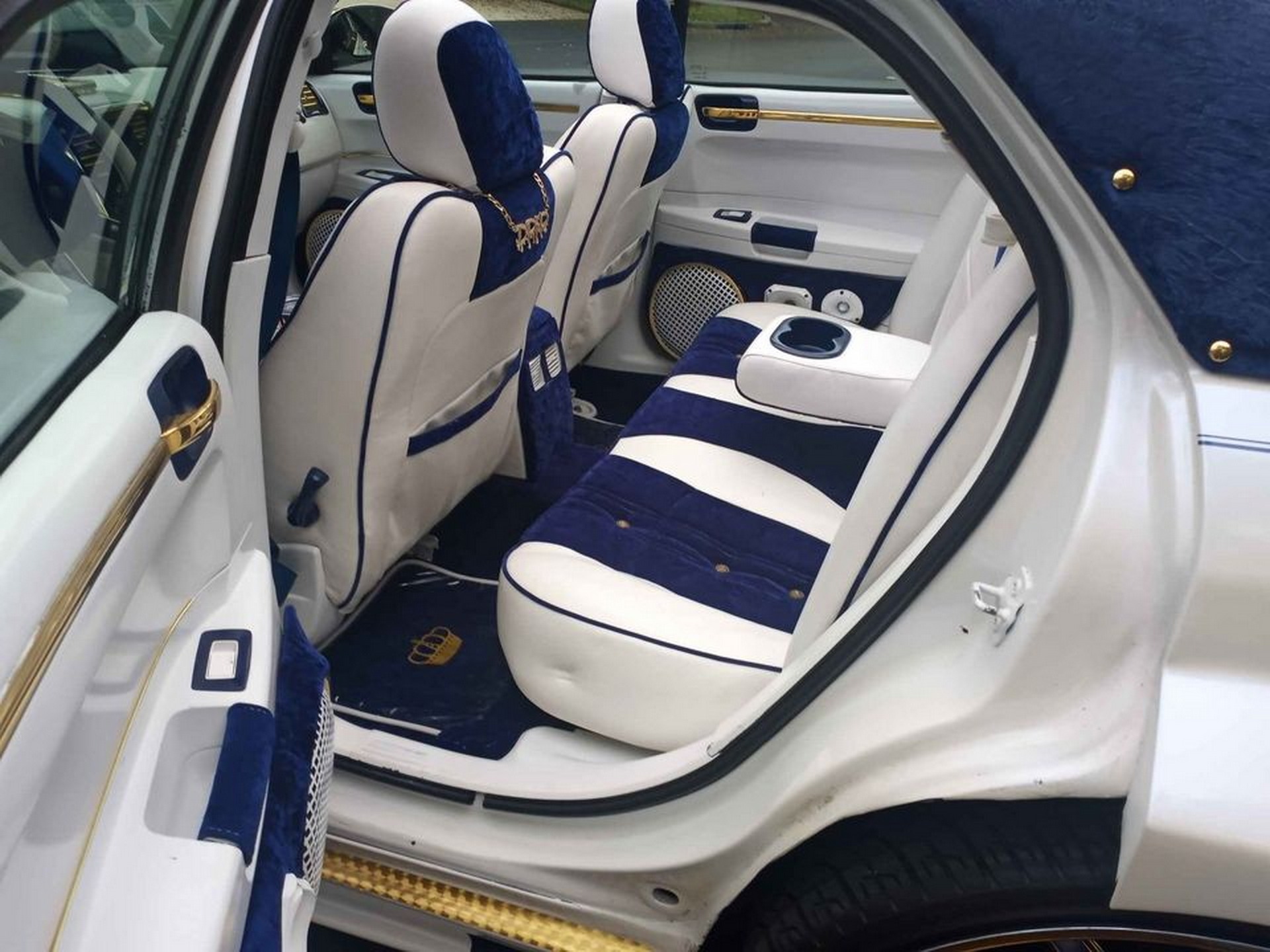 chrysler 300c rolls 