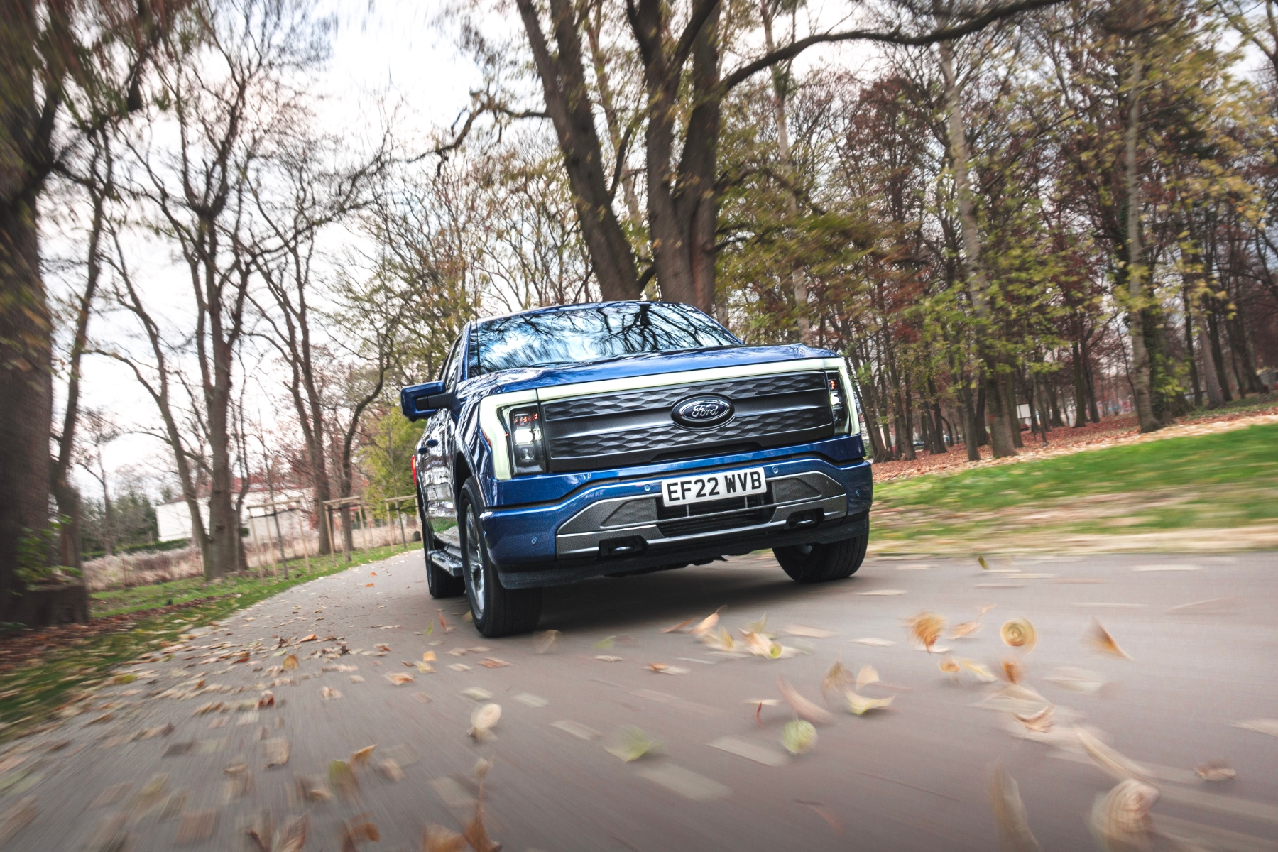 ford f-150 lightning zasięg elektryków