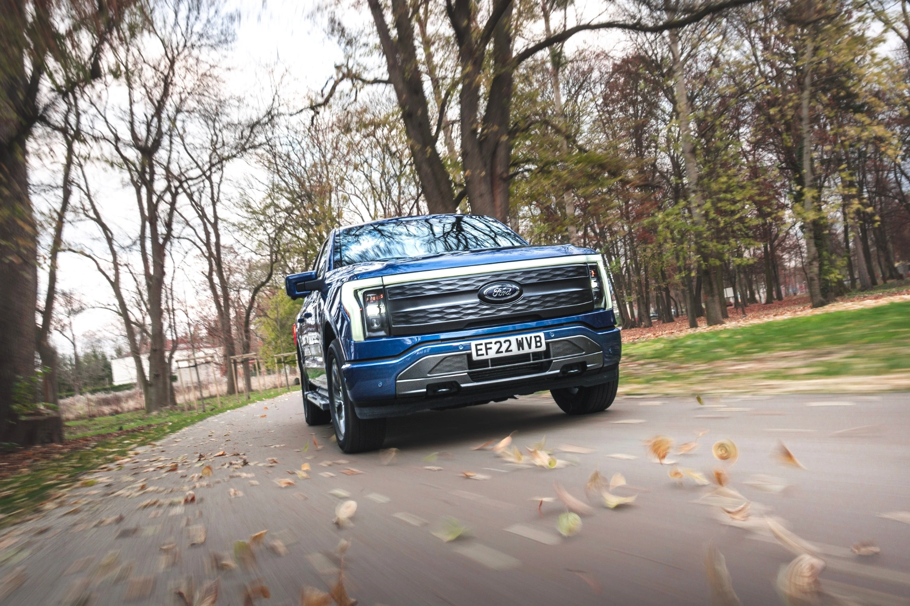 ford f-150 lightning zasięg elektryków