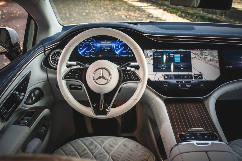 mercedes eqs kierownica 