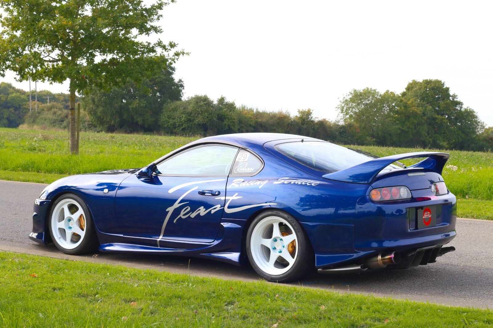 Toyota Supra z historią, jakiej mógłby pozazdrościć nawet Paul Walker. RS-Feast Supra może być twoja. Cena zaskakuje
