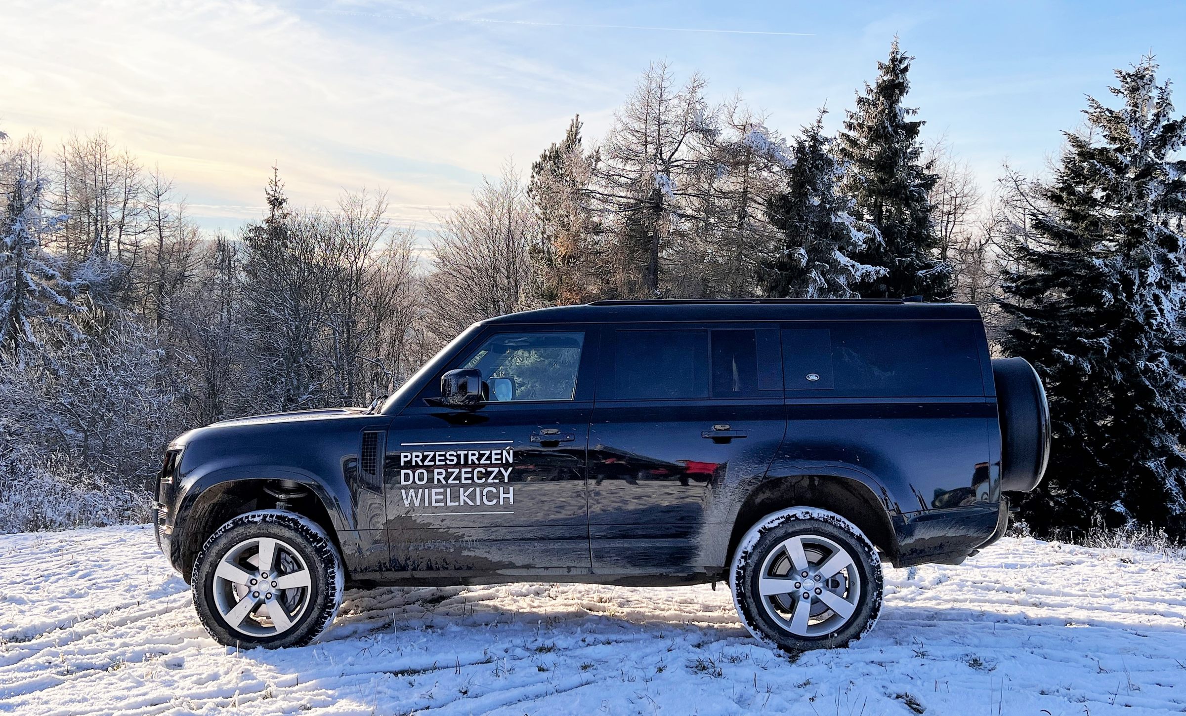 land rover defender 130