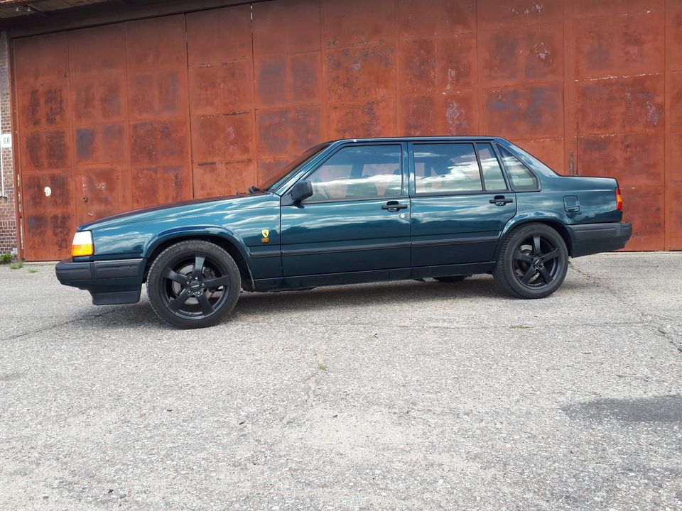 volvo v8