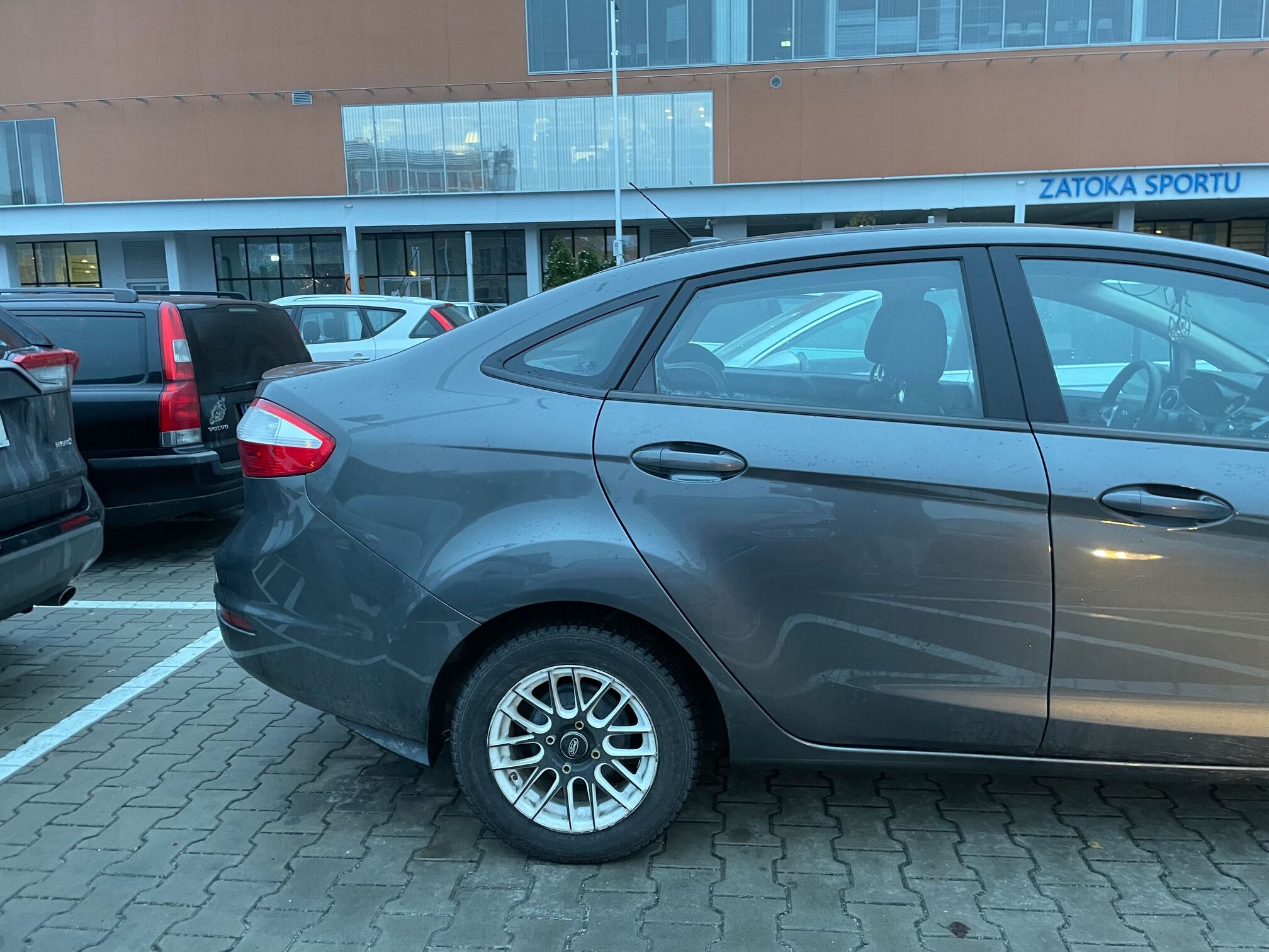 Fiesta sedan