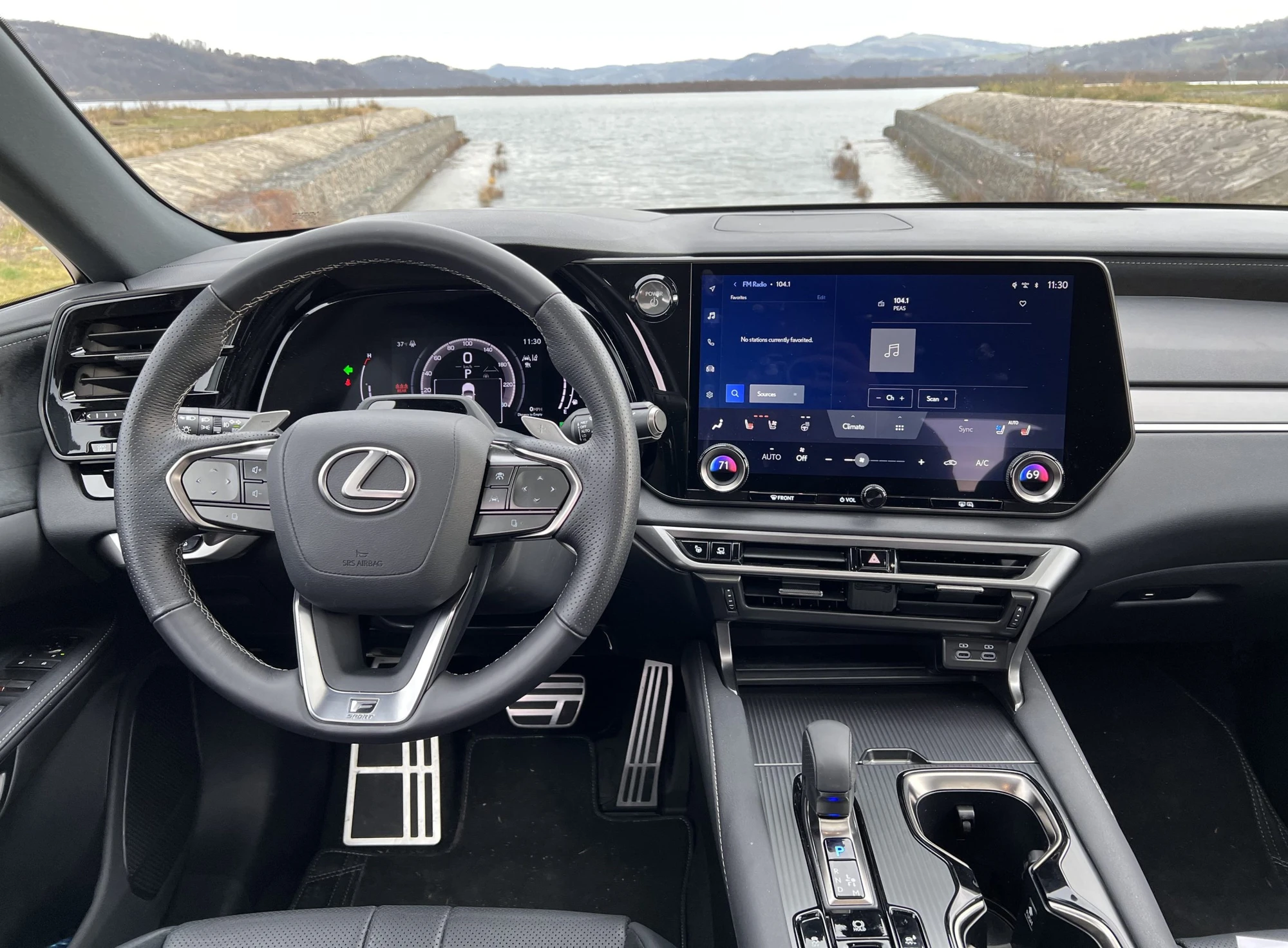 nowy lexus rx 
