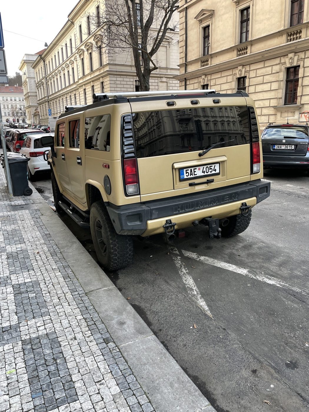 Czy czeską Pragę opanowała samochodoza? Nie, ale trochę tak