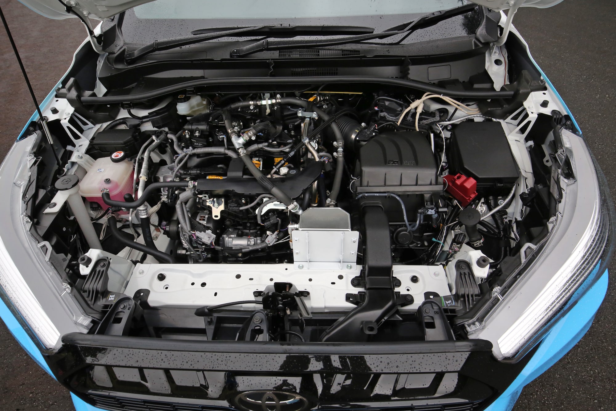 toyota corolla cross h2 