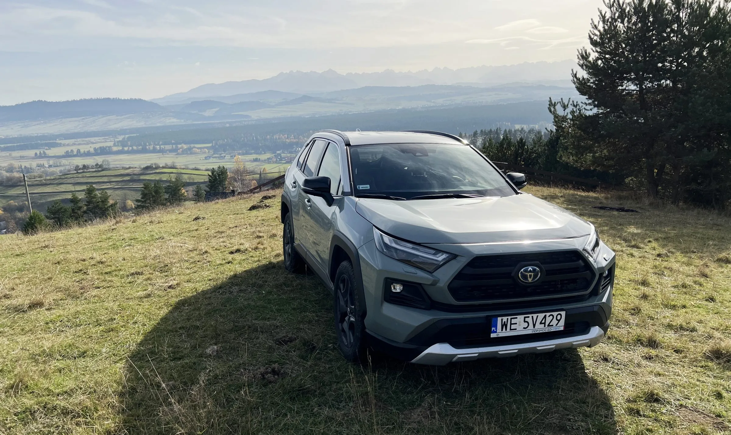 Toyotą RAV4 Adventure test. Pojechałem nią w góry – oto, co sądzę o tej przygodzie