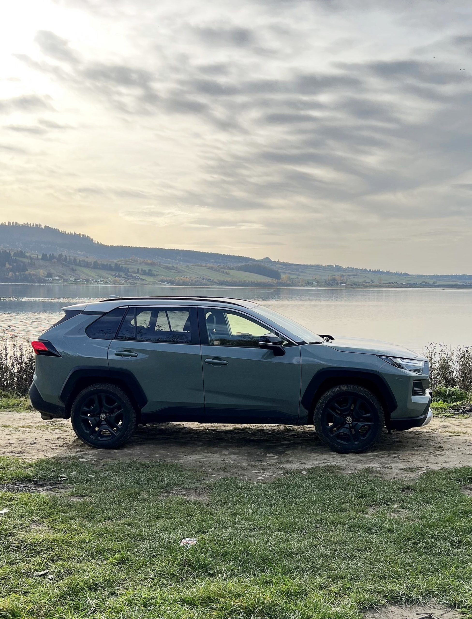 toyota rav4 adventure 