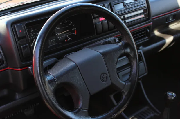 Volkswagen Golf II GTI 16v