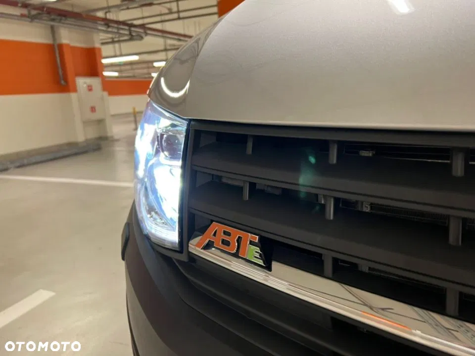 Ten Volkswagen Transporter ABTe przejechał przez 4 lata tylko 20 km. Wcale mnie to nie dziwi