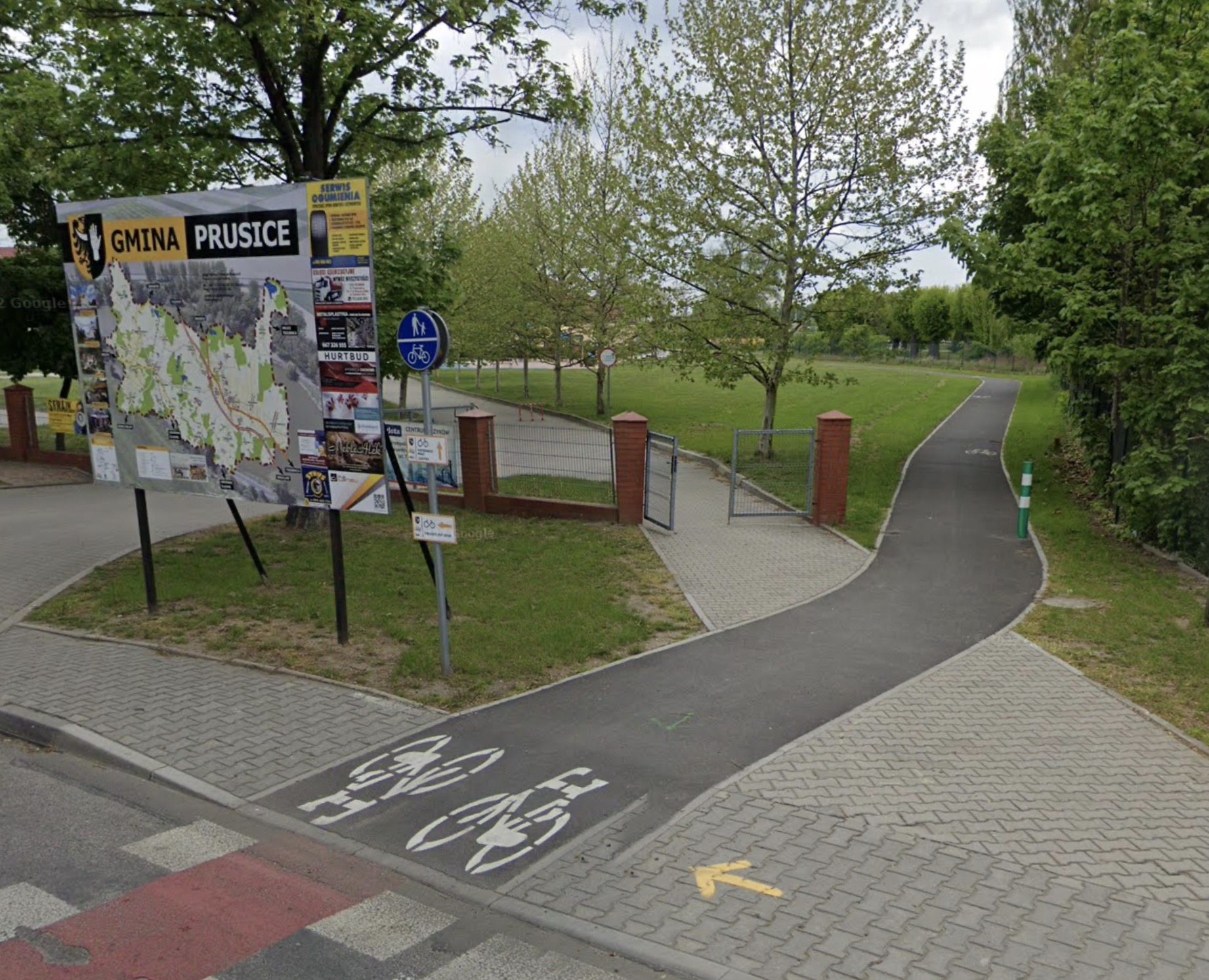 ciąg pieszo rowerowy 