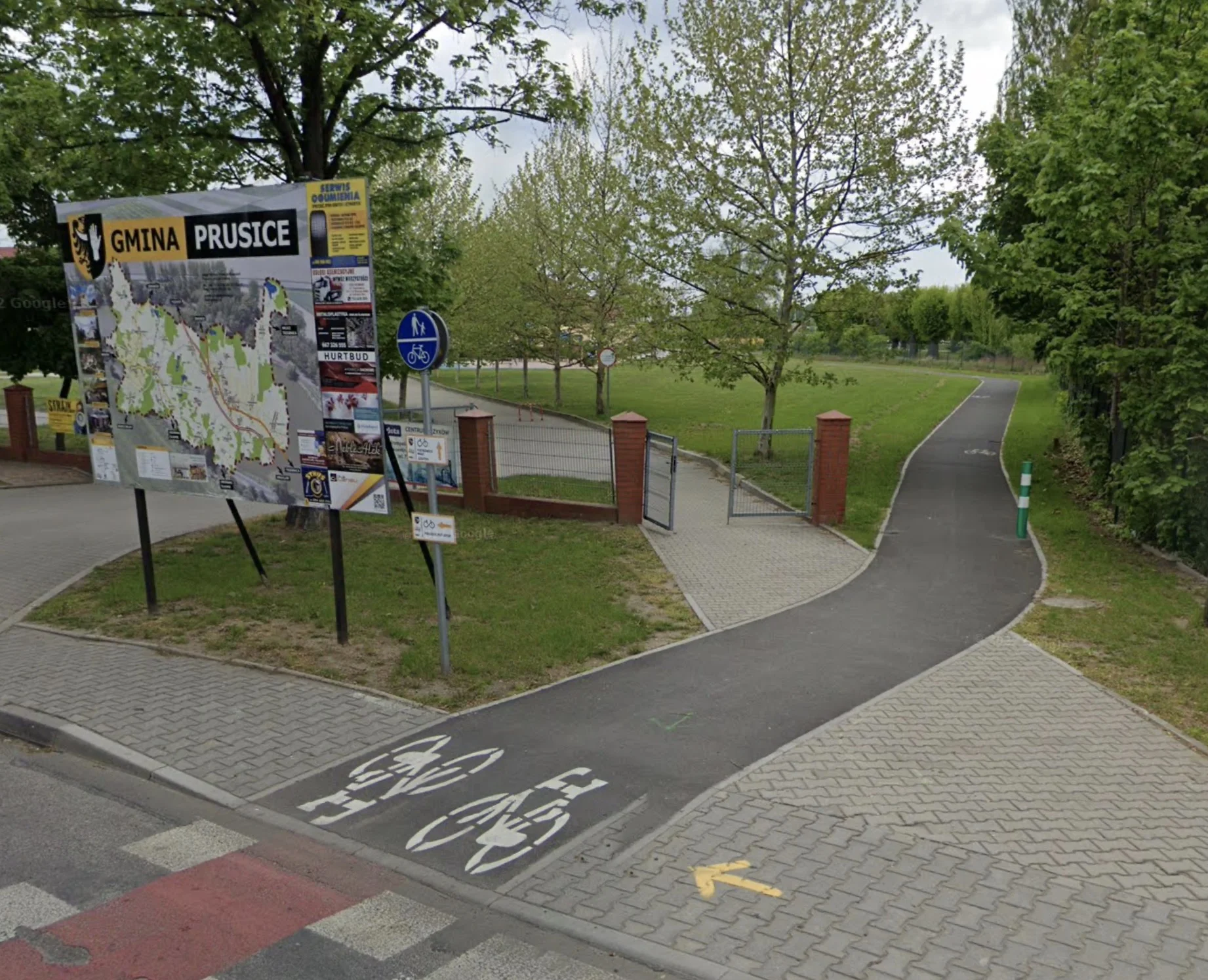 ciąg pieszo rowerowy