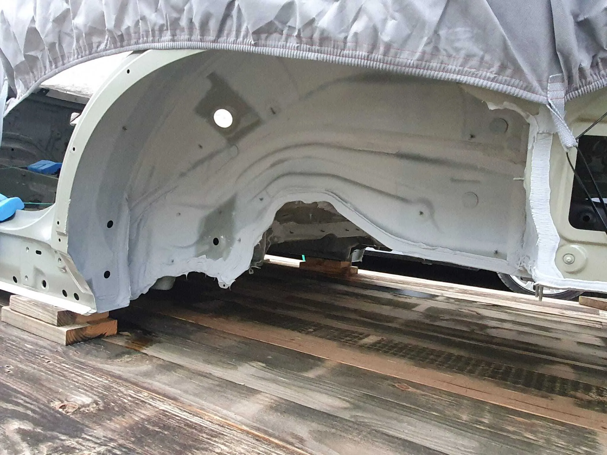 Muszą wyprodukować nowe BMW w warsztacie. Tak kazał ubezpieczyciel